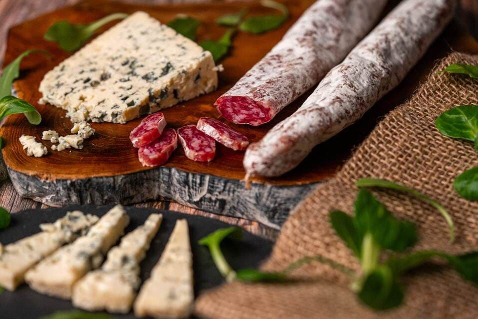 Fuet de queso azul