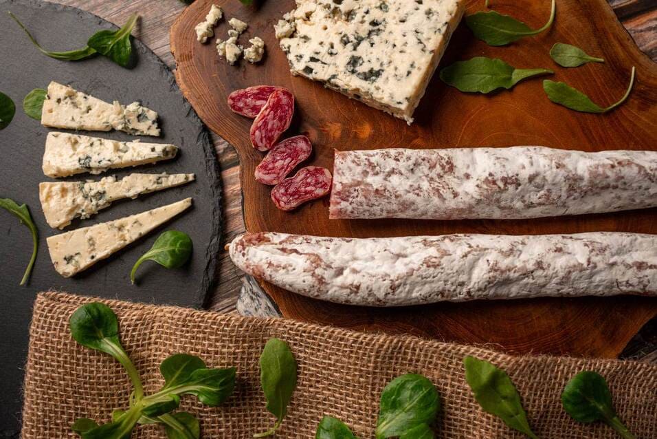 Fuet de queso azul